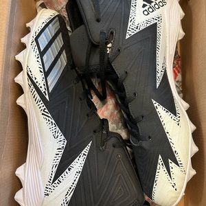 Adidas freak mid md football cleats